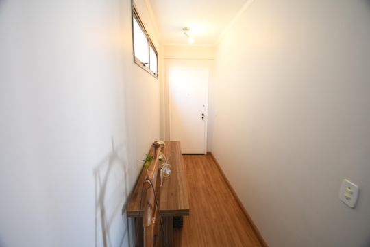Corredor de apartamento para alugar com 2 quartos, 88m² em Vila Rossi Borghi E Siqueira, Campinas