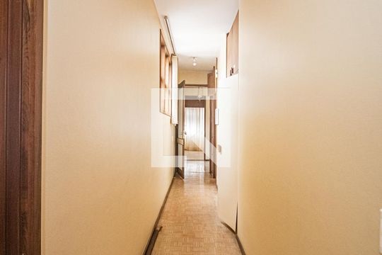 Corredor de apartamento à venda com 4 quartos, 156m² em Farroupilha, Porto Alegre