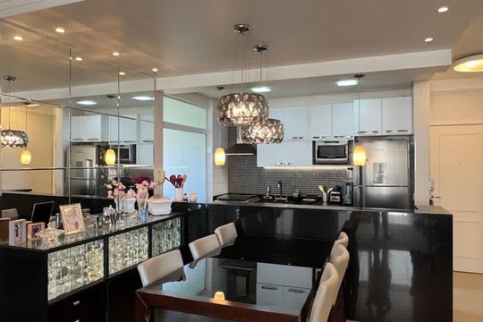 Sala de apartamento à venda com 2 quartos, 100m² em Tamboré, Santana de Parnaíba