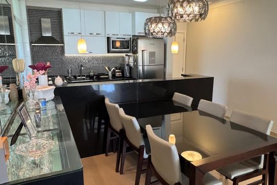 Sala de apartamento à venda com 2 quartos, 100m² em Tamboré, Santana de Parnaíba
