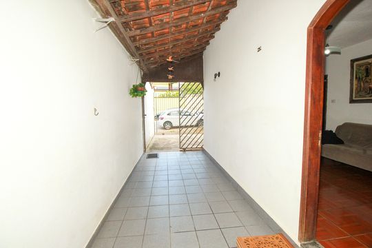 Garagem de casa à venda com 5 quartos, 156m² em Paraíso, Santo André