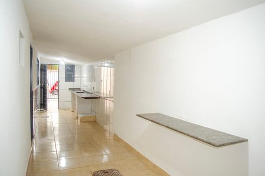 Casa para alugar com 3 quartos, 340m² em Vila Jardim Pompéia, Goiânia