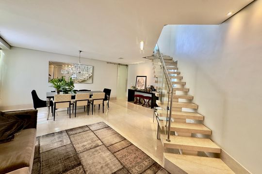 Sala de apartamento à venda com 4 quartos, 276m² em Funcionários, Belo Horizonte