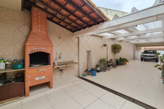 Quintal de casa à venda com 3 quartos, 275m² em Jardim das Acacias, São Bernardo do Campo