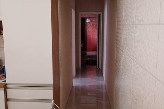 Corredor de casa à venda com 3 quartos, 150m² em Vila Tolstoi, São Paulo