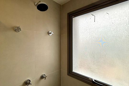 Banheiro Suíte de apartamento para alugar com 2 quartos, 95m² em Alto Boa Vista , São Paulo