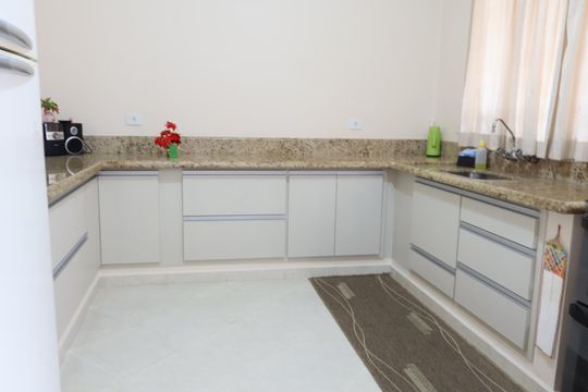 Cozinha de casa à venda com 5 quartos, 200m² em Vila Alpina, São Paulo