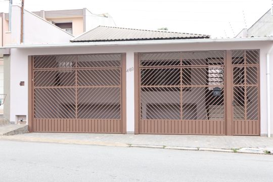 Fachada de casa à venda com 5 quartos, 200m² em Vila Alpina, São Paulo