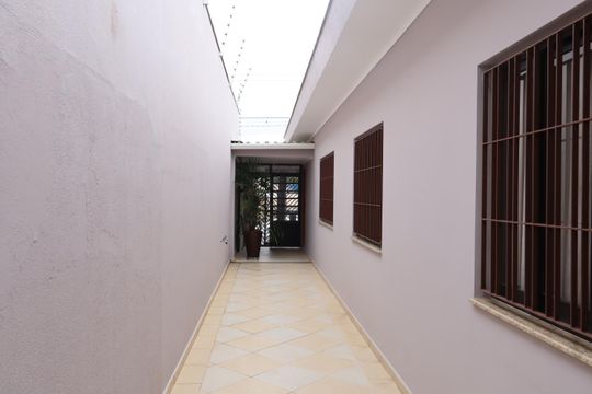 Hall de entrada de casa à venda com 5 quartos, 200m² em Vila Alpina, São Paulo