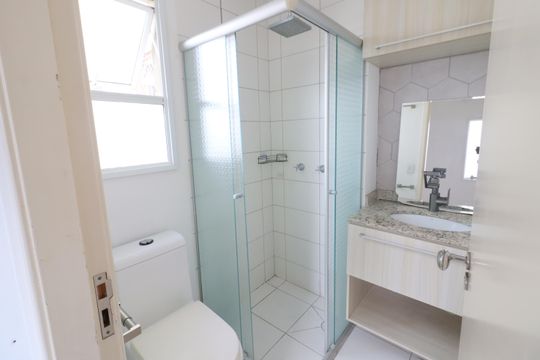 Banheiro da Suíte 1 de apartamento à venda com 3 quartos, 65m² em Umuarama, Osasco
