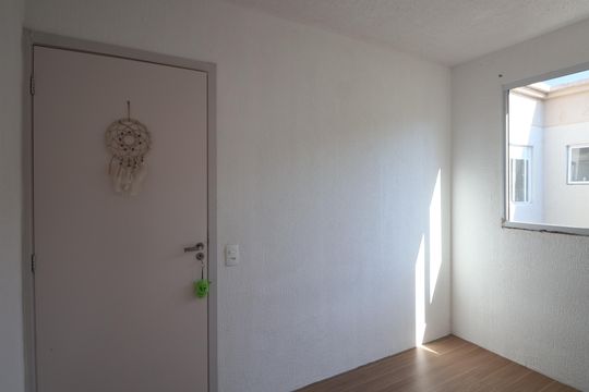 Quarto 2 de apartamento à venda com 2 quartos, 60m² em Mato Grande, Canoas