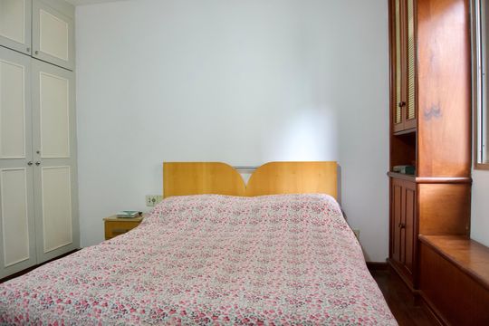 Suíte  de apartamento à venda com 3 quartos, 125m² em Funcionários, Belo Horizonte