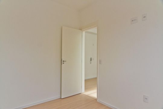 Quarto de apartamento à venda com 1 quarto, 57m² em Vila Pereira Barreto, São Paulo