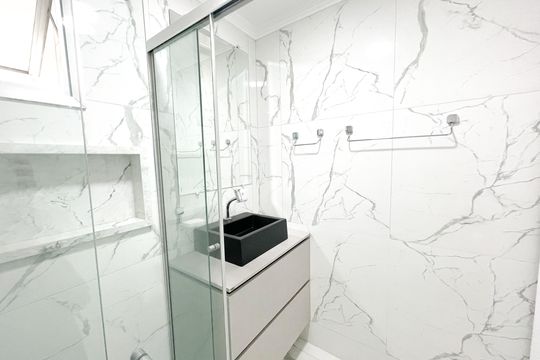 Banheiro de apartamento à venda com 3 quartos, 60m² em Tucuruvi, São Paulo