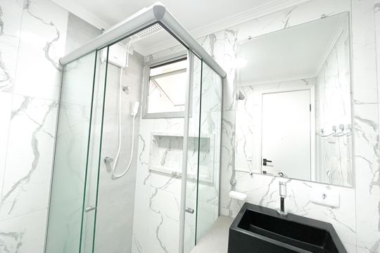 Banheiro de apartamento à venda com 3 quartos, 60m² em Tucuruvi, São Paulo