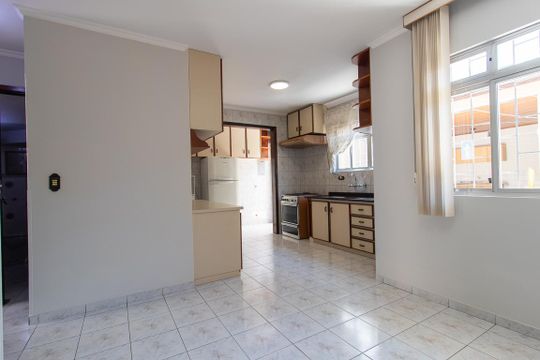 Sala de Jantar de casa à venda com 3 quartos, 140m² em Cajuru, Curitiba
