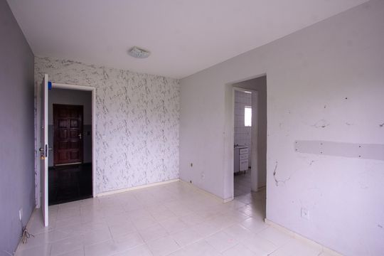 Sala de apartamento para alugar com 2 quartos, 57m² em Mutondo, São Gonçalo