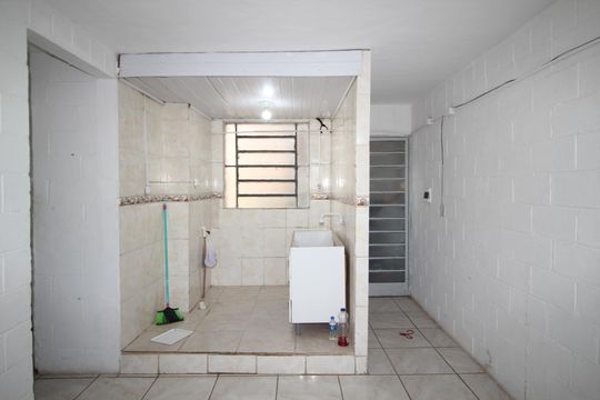 Sala de apartamento para alugar com 2 quartos, 46m² em Rubem Berta, Porto Alegre