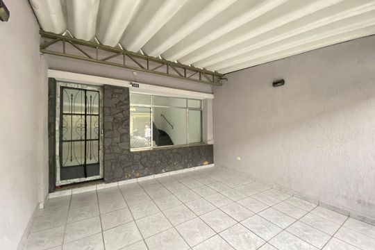 Garagem de casa à venda com 2 quartos, 200m² em Vila Constança, São Paulo