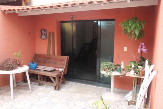 Quintal de casa à venda com 3 quartos, 150m² em Cerâmica, São Caetano do Sul