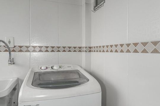Área de Serviço de apartamento à venda com 1 quarto, 49m² em Passo D’areia, Porto Alegre