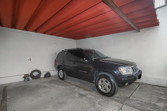 Garagem de apartamento à venda com 1 quarto, 49m² em Passo D’areia, Porto Alegre