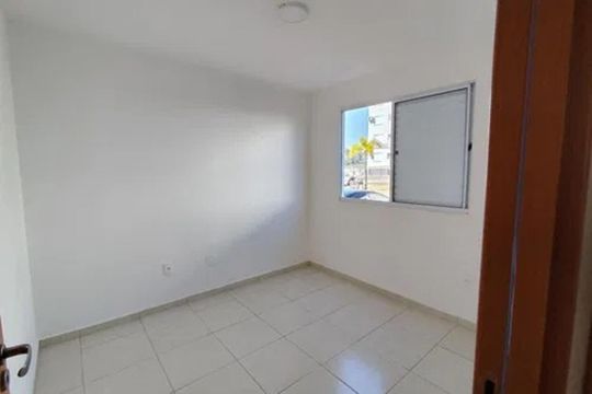 Quarto de apartamento à venda com 2 quartos, 42m² em Jardim Esmeraldina, Campinas