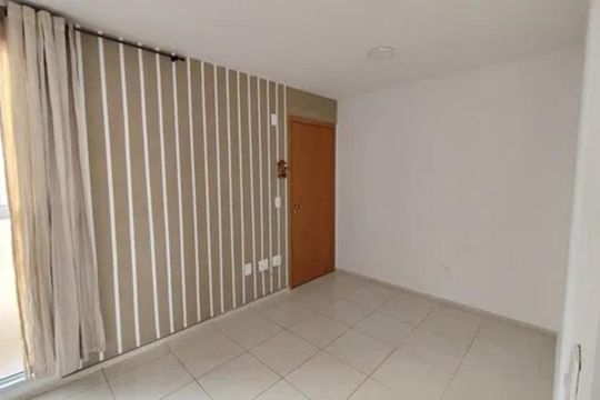 Sala de apartamento à venda com 2 quartos, 42m² em Jardim Esmeraldina, Campinas