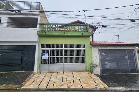 Fachada de casa à venda com 5 quartos, 150m² em Vila Ré, São Paulo