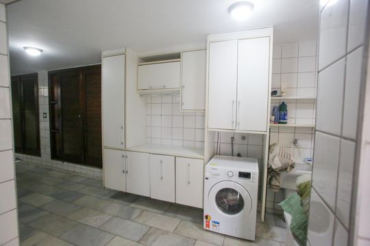 Área de Serviço de casa para alugar com 4 quartos, 400m² em Pechincha, Rio de Janeiro