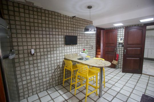Cozinha de casa para alugar com 4 quartos, 400m² em Pechincha, Rio de Janeiro