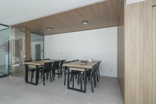Sala de reuniões de apartamento para alugar com 1 quarto, 34m² em Independência, Porto Alegre