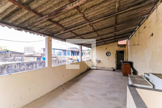 Área externa de casa à venda com 7 quartos, 750m² em Pilares, Rio de Janeiro