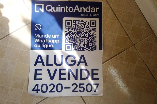 Plaquinha de apartamento à venda com 2 quartos, 50m² em Pechincha, Rio de Janeiro