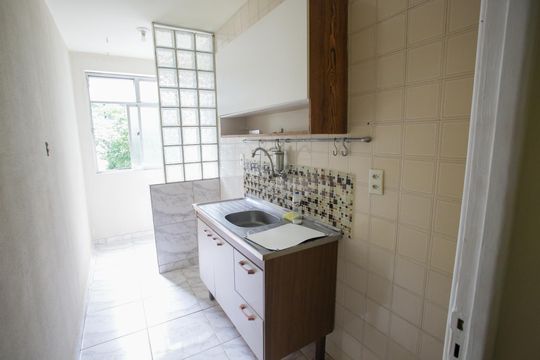 Cozinha de apartamento à venda com 2 quartos, 50m² em Pechincha, Rio de Janeiro