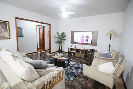 Sala de Estar de casa à venda com 4 quartos, 188m² em Taquara, Rio de Janeiro