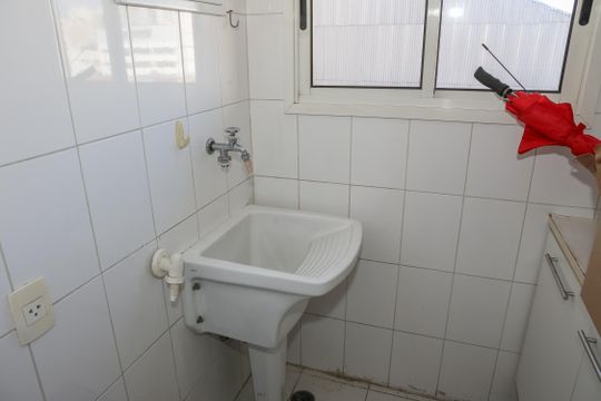 Cozinha e Área de Serviço de apartamento para alugar com 2 quartos, 61m² em Água Branca, São Paulo