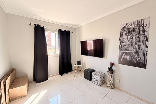 Sala de apartamento à venda com 2 quartos, 60m² em Vila Santana I, Jundiaí
