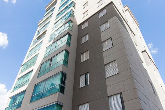 Fachada do Bloco de apartamento para alugar com 3 quartos, 85m² em Santa Mônica, Uberlândia