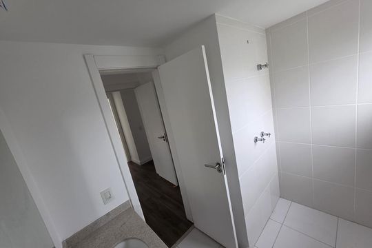 Apartamento à venda com 3 quartos, 101m² em Jardim do Salso, Porto Alegre