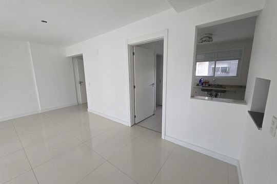 Apartamento à venda com 3 quartos, 101m² em Jardim do Salso, Porto Alegre