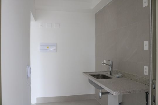 Cozinha e Área de Serviço de apartamento à venda com 2 quartos, 60m² em Pompeia, São Paulo