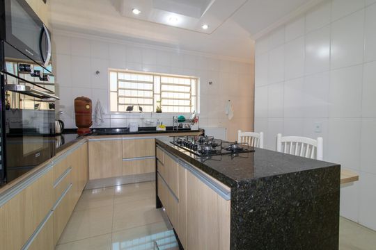 Cozinha de casa à venda com 3 quartos, 277m² em Jardim Santa Genebra, Campinas