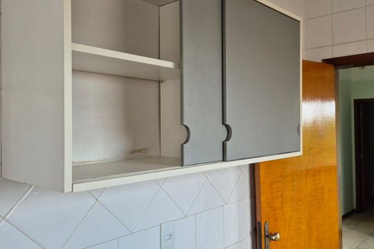 Cozinha de apartamento para alugar com 1 quarto, 45m² em Subsetor Sul - 3 (S-3), Ribeirão Preto