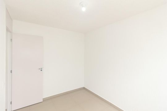 Quarto 1 de apartamento para alugar com 2 quartos, 60m² em Guaratiba, Rio de Janeiro