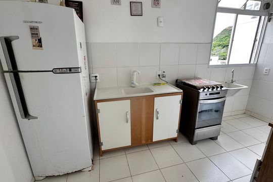 Cozinha de apartamento à venda com 2 quartos, 43m² em Recreio dos Bandeirantes, Rio de Janeiro