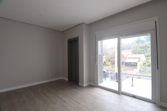 Casa à venda com 3 quartos, 162m² em Nossa Senhora das Gracas, Canoas