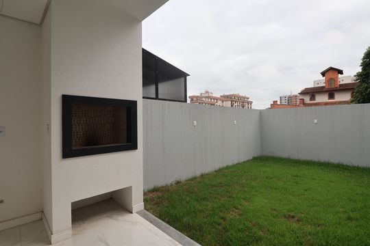 Casa à venda com 3 quartos, 162m² em Nossa Senhora das Gracas, Canoas