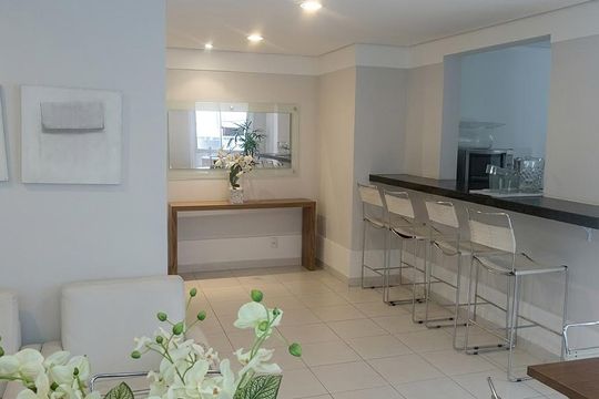 Sala de jantar de apartamento à venda com 2 quartos, 54m² em Vila Alzira, Santo André
