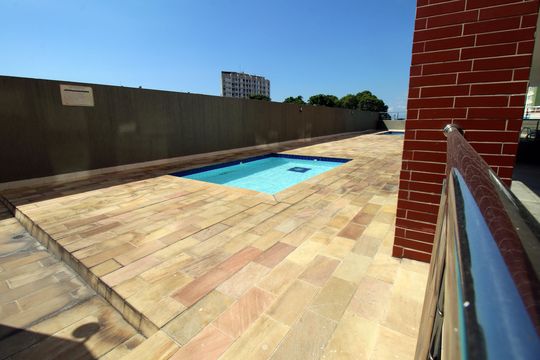 Área comum - Piscina de apartamento à venda com 2 quartos, 80m² em Olaria, Rio de Janeiro
